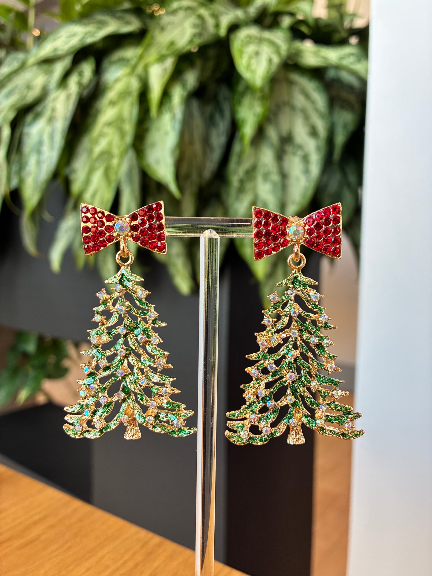 Christmas tree earrings